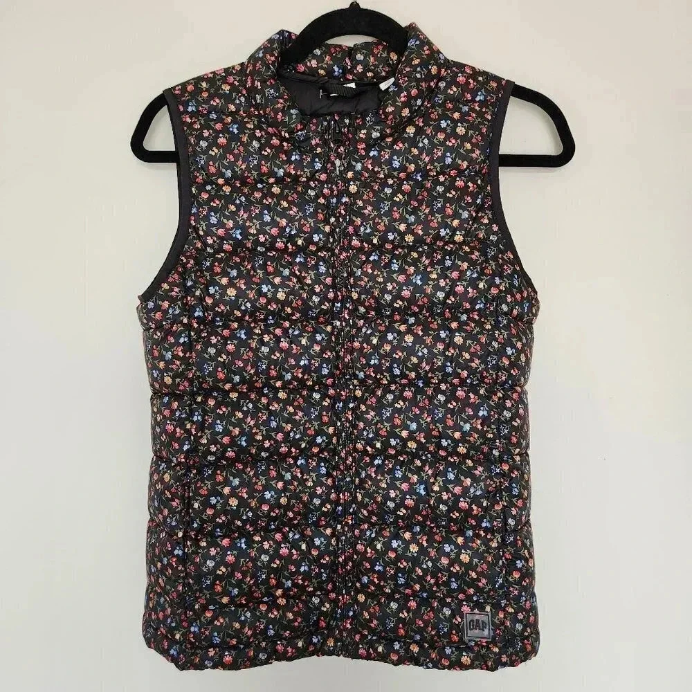 GAP Kids NWOT Puffer Vest Black Floral Full Zip Primaloft Down Alternative XXL - Picture 1 of 8
